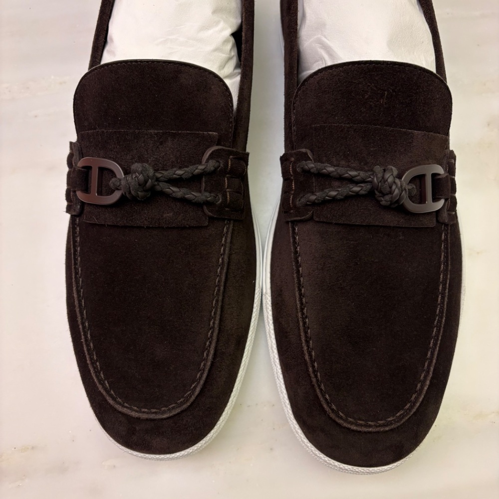 Beautiful Hermes Ignacio Suede Loafers in this season's chocolate brown - Picture 5 of 10